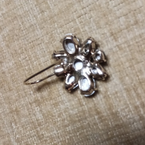 Liz Claiborne Gold Tone Blue/Green Rhinestone Flower Drop Earrings - Picture 5 of 10